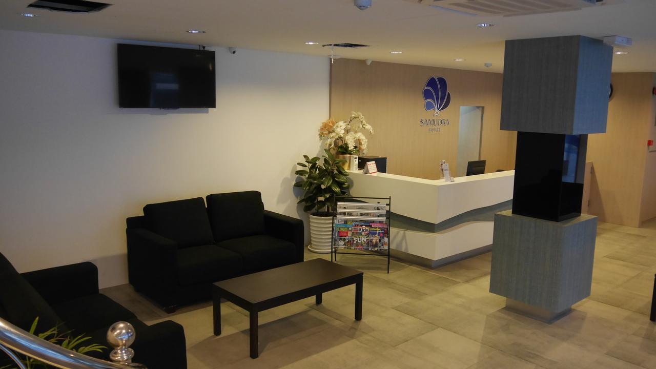 Samudra Hotel Kuching Extérieur photo